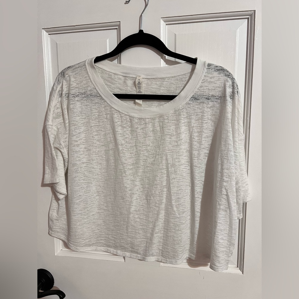 crop top